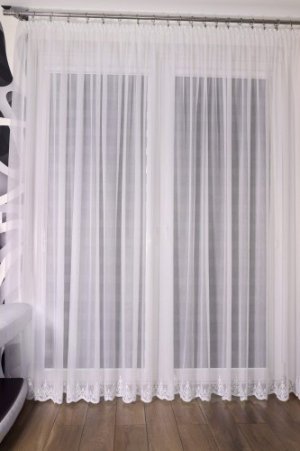 Firana Gotowa z Haftem Bambus POLA B122061 Taśma Przelotki Na Wymiar