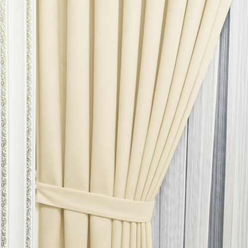 Zasłona Gotowa na Wymiar Velvet Milan Kremowy przelotki taśma